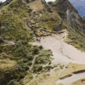 Explore Ecuador Wonders: Highlands and Amazon 10 days for 10 days with Gulliver Expeditions and discover unforgettable experiences - Photo 4