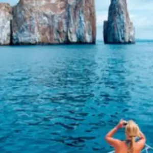 Explore Galapagos complete adventure 3 islands - 10 days for 10 days with Gulliver Expeditions and discover unforgettable experiences - Photo 9