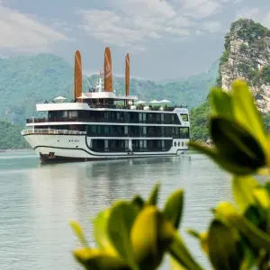 Explore 3-Day Hanoi - Ninh Binh - Ha Long Bay & Lan Ha Bay 5 Star Cruise for 3 days with Ha Long Bay Lux Cruises Tours and discover unforgettable experiences - Photo 3