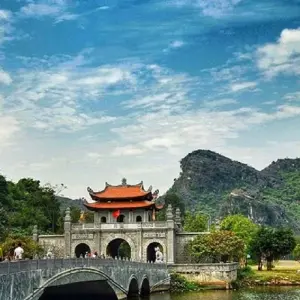 Explore 5 Day Hanoi - Ninh Binh - Halong Bay Tour for 5 days with Ha Long Bay Lux Cruises Tours and discover unforgettable experiences - Photo 4