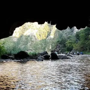 Explore 5 Day Hanoi - Ninh Binh - Halong Bay Tour for 5 days with Ha Long Bay Lux Cruises Tours and discover unforgettable experiences - Photo 7