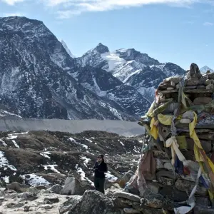 Explore Everest Chola Pass Trek for 17 days with Himalayan Adventure Treks & Tours and discover unforgettable experiences - Photo 3