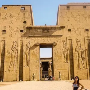 Explore 4-Day Nile Cruise sails Aswan to Luxor including Abu Simbel. Opt. Hot air Balloon for 4 days with Hola Egipto Tours  and discover unforgettable experiences - Photo 5