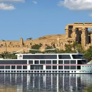 Explore 4-Day Nile Cruise sails Aswan to Luxor including Abu Simbel. Opt. Hot air Balloon for 4 days with Hola Egipto Tours  and discover unforgettable experiences - Photo 8