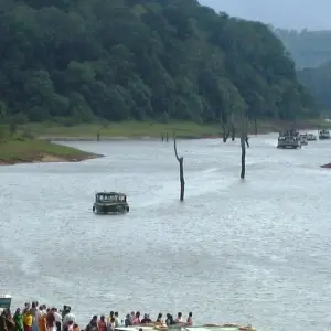 Explore Kerala Backwater With Exotic Beaches for 7 days with Holidays At and discover unforgettable experiences - Photo 8