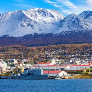 Explore Highlights of Antarctica (MS Roald Amundsen, 2025) for 12 days with Hurtigruten and discover unforgettable experiences - Photo 6