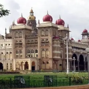 Explore 10-Day Heritage Tour Of  South India : Temples, Palaces & Gardens for 10 days with IHCT Heritage & Adventure  Tours and discover unforgettable experiences - Photo 10