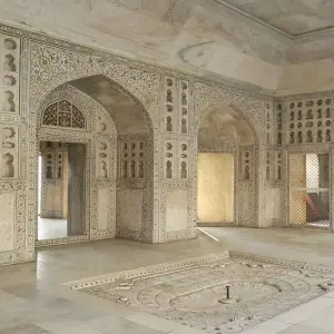 Explore Agra Tour Package for 2 days with ITS holidays and discover unforgettable experiences - Photo 5