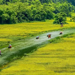 Explore 1 Day Trip to Hoa Lu - Tam Coc - Mua Cave (Ninh Binh) (join tour) for 1 days with Ideal Travel Asia and discover unforgettable experiences - Photo 7