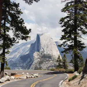 Explore Yosemite Highlights Tour for 5 days with Incredible Adventures and discover unforgettable experiences - Photo 4