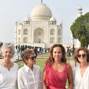 Explore Private Sunrise Taj Mahal day trip from Delhi by Car - All Inclusive for 1 days with India Taj Tour and discover unforgettable experiences - Photo 8