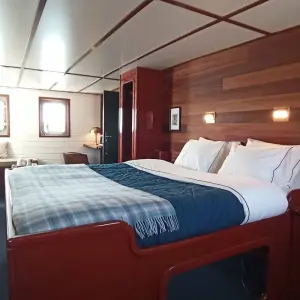 Explore East Greenland and the Majestic Fjords near Sermilik for 10 days with Inventia and discover unforgettable experiences - Photo 2