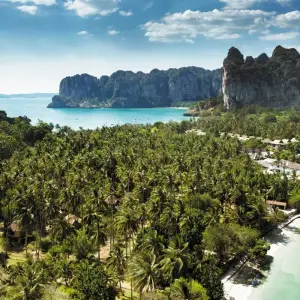Explore Thailand Beaches: Bangkok to Phuket for 9 days with Intrepid Travel and discover unforgettable experiences - Photo 3