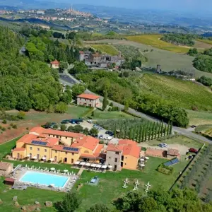 Explore Tuscany Thrills: A 3-Day Escape of Wine, Relax, and Fun for 3 days with Italy on a Budget Tours and discover unforgettable experiences - Photo 3