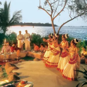 Explore Backwaters & Wildlife Tour - Kerala for 8 days with Panda Experiences and discover unforgettable experiences - Photo 9