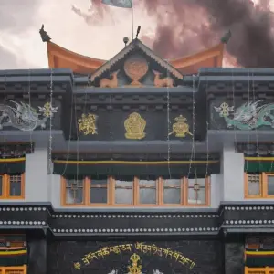 Explore India in a nutshell with  Indian family stay for 11 days with Payless tours india and discover unforgettable experiences - Photo 10