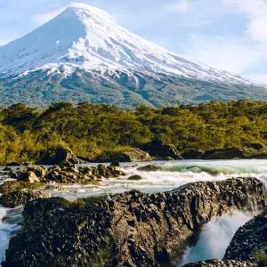 Explore City, Volcanoes and Glaciers in Chile for 9 days with People Travel and Experience and discover unforgettable experiences - Photo 4