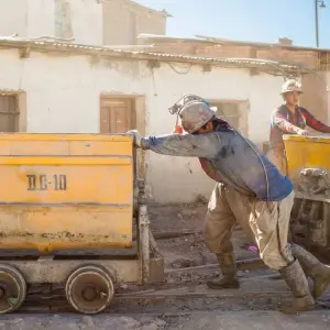 Explore The Best of All Bolivia: Santa Cruz, Sucre, Potosi, Uyuni Salt Flats, Colorful Lagoons, La Paz, Copacabana, Titicaca lake & Sun Island for 11 days with Peru Trek 4 Good and discover unforgettable experiences - Photo 2