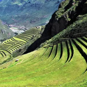 Explore The Best of Peru & Bolivia Budget: Lima, Paracas, Huacachina, Nazca Lines, Cusco, Sacred Valley, Machupicchu, Rainbow Mountain, Humantay Lake or ATV Tour: Moray & Salt Mines, Titicaca Lake, Copacabana, Sun Island, Uyuni Salt Flats & All Lagoons for 15 days with Peru Trek 4 Good and discover unforgettable experiences - Photo 4