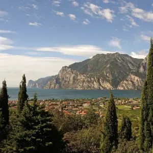 Explore VIP Private Europe Tour: Prague - Austria - Italy for 9 days with Prague Best Experience and discover unforgettable experiences - Photo 2