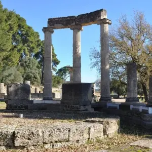 Explore 3 Day Private Tour in Mycenae, Olympia, Delphi, Honey & Olive Oil Tasting for 3 days with Private Tours Greece and discover unforgettable experiences - Photo 4