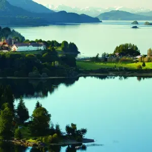 Explore Argentina & Chile with Lake crossing for 12 days with Qwerty Travel Argentina and discover unforgettable experiences - Photo 6