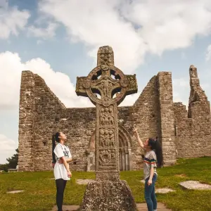 Explore 5-Day Escape to the South West Small-Group Tour from Dublin for 5 days with Rabbie’s Small Group Tours and discover unforgettable experiences - Photo 4