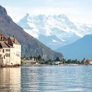 Explore 6-Day The Italian Lakes & Swiss Alps Explorer Small-Group Tour from Milan for 6 days with Rabbie’s Small Group Tours and discover unforgettable experiences - Photo 6