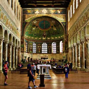 Explore 6-Day Venice, Garda & Romantic Northern Italy Small-Group Tour from Rome for 6 days with Rabbie’s Small Group Tours and discover unforgettable experiences - Photo 6