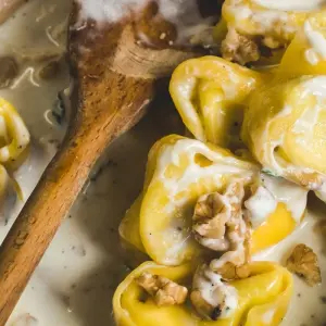 Explore 6-Day Venice, Garda & Romantic Northern Italy Small-Group Tour from Rome for 6 days with Rabbie’s Small Group Tours and discover unforgettable experiences - Photo 8