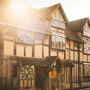 Explore 2 Day Enchanting England & Wales: Stratford & Oxford from Bristol for 2 days with Rabbie's Tours and discover unforgettable experiences - Photo 3