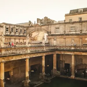 Explore 2-Day Windsor, Stonehenge, Bath & Oxford Small-Group Tour from London for 2 days with Rabbie's Tours and discover unforgettable experiences - Photo 4