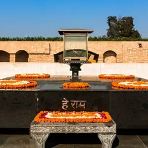 Explore Golden Triangle Tour with Bharatpur Bird Sanctuary & Varanasi for 9 days with Real viaggi india  and discover unforgettable experiences - Photo 8