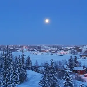 Explore EXPLORE THE MAGICAL AURORAS OF YELLOWKNIFE for 3 days with Receptivo Aborigen Tours and discover unforgettable experiences - Photo 2