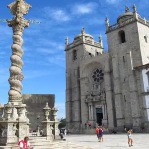 Explore Wonders of Portugal for 5 days with Receptivo Aborigen Tours and discover unforgettable experiences - Photo 3