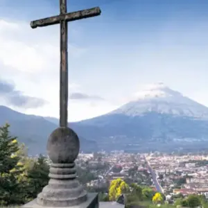 Explore Basic Guatemala & Roatan in 8 days for 8 days with Receptivo Aborigen Tours and discover unforgettable experiences - Photo 5