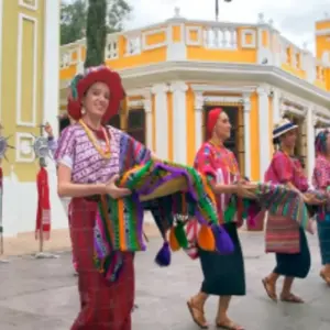 Explore Basic Guatemala & Roatan in 8 days for 8 days with Receptivo Aborigen Tours and discover unforgettable experiences - Photo 9