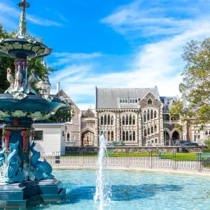 Explore Southern Spectacular for 10 days with Trafalgar and discover unforgettable experiences - Photo 11