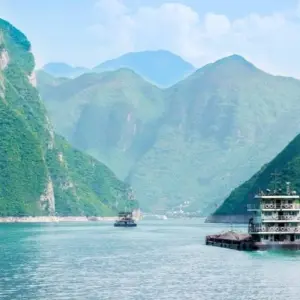 Explore 14 Days China Yangtze Cruise and Li River(private guide & driver） for 14 days with UME Travel Co. Ltd and discover unforgettable experiences - Photo 4