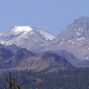 Explore Mexico City Hiking Tour: Trek Glorious Volcanoes for 3 days with Vibe Adventures and discover unforgettable experiences - Photo 3