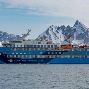 Explore South Shetland Islands and Antarctic Peninsula with Halal Dining Options for 10 days with Albatros Expeditions and discover unforgettable experiences - Photo 10