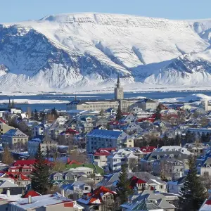 Explore Iceland’s Midnight Sun: Glaciers, Geysers, and the Golden Circle  (2026) for 10 days with Collette and discover unforgettable experiences - Photo 4
