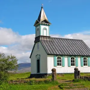 Explore Iceland’s Midnight Sun: Glaciers, Geysers, and the Golden Circle  (2026) for 10 days with Collette and discover unforgettable experiences - Photo 9