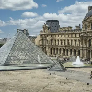 Explore Europe Taster New Year for 7 days with Expat Explore Travel and discover unforgettable experiences - Photo 2