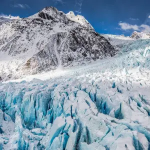 Explore The Southern Drift (2025/2026) for 10 days with Inspiring Journeys and discover unforgettable experiences - Photo 5