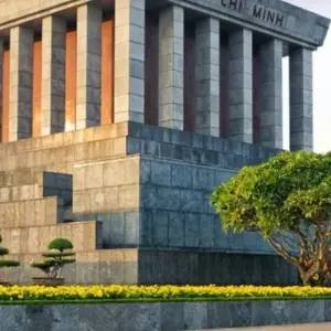 Explore Crossroads of Culture – A 15-Day Vietnam & Thailand Escape for 15 days with Realistic Asia and discover unforgettable experiences - Photo 2