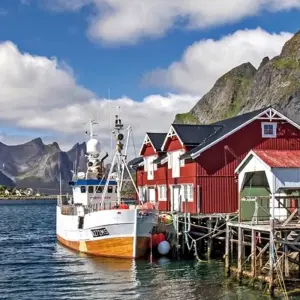 Explore Lapland, Lofoten, North Cape (from Evenes) for 15 days with DERTOUR and discover unforgettable experiences - Photo 3