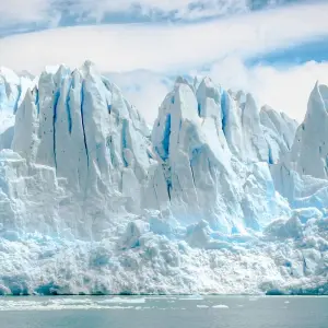 Explore Beyond the Peaks: Patagonia in Depth for 13 days with People Travel and Experience and discover unforgettable experiences - Photo 7