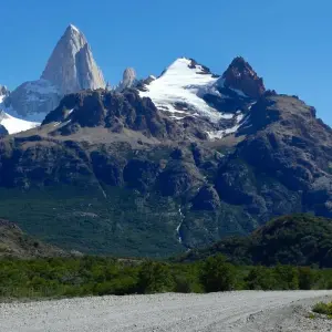 Explore Beyond the Peaks: Patagonia in Depth for 13 days with People Travel and Experience and discover unforgettable experiences - Photo 9