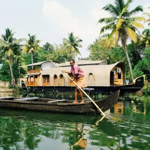 Explore Kerala Tour Package from Delhi with Flight and Half-board Meals for 7 days with Ramble Advisor and discover unforgettable experiences - Photo 7
